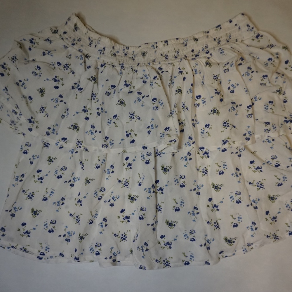 Off The Shoulders Layered Floral Shirt